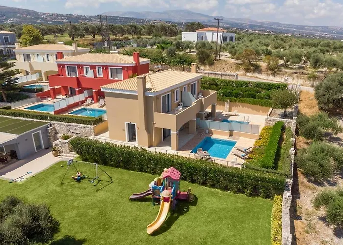 Carme Hotel Adelianos Kampos