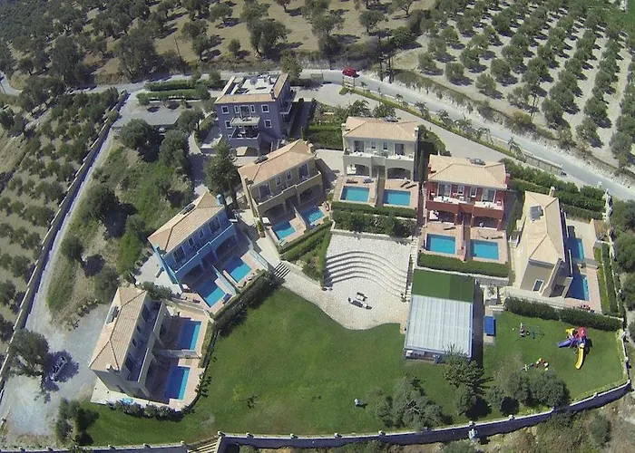 Hotel Carme Adelianos Kampos