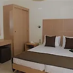 Carme Hotel Adelianos Kampos